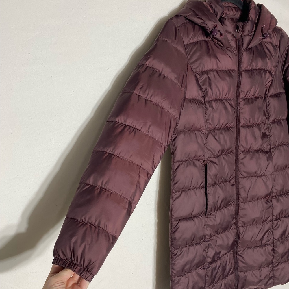 Reitman’s Long Burgundy Quilted Puffer Jacket With Hood XS - Picture 10 of 13